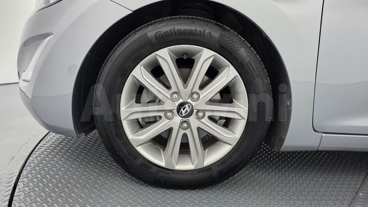 Hyundai Avante 2014 — 5