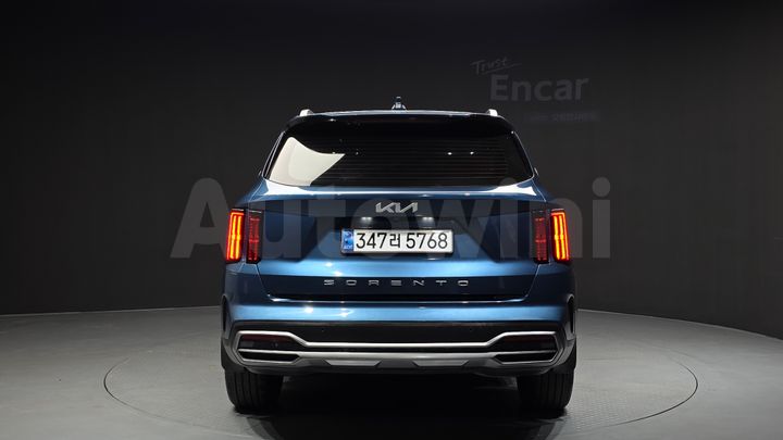 Kia Sorento 2022 — 4
