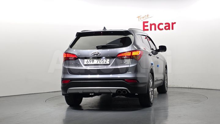 Hyundai SantaFe 2014 — 4