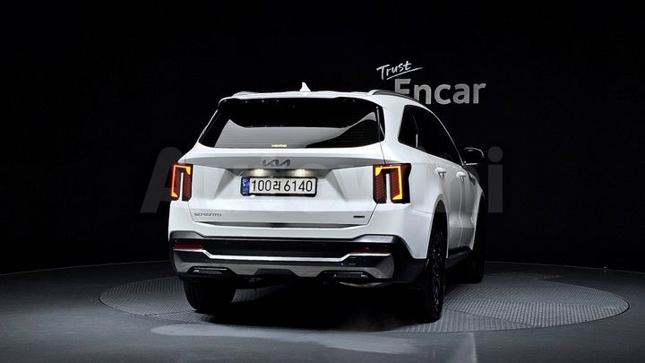 Kia Sorento 2025 — 4