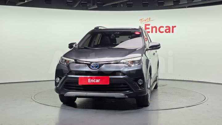Toyota RAV4 2018 — 3
