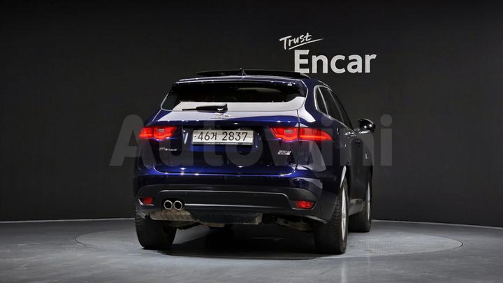 Jaguar F PACE 2017 — 4