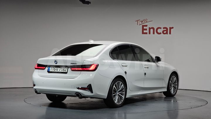 BMW 3 Series 2021 — 2