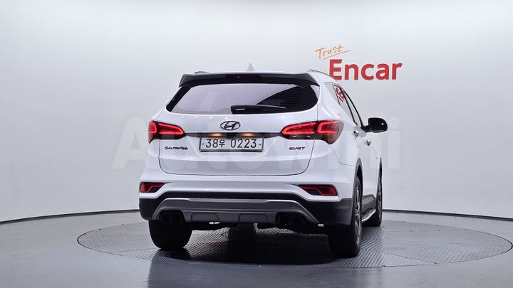 Hyundai SantaFe 2017 — 4