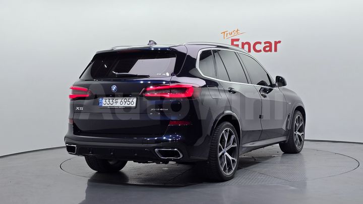 BMW X5 2022 — 2