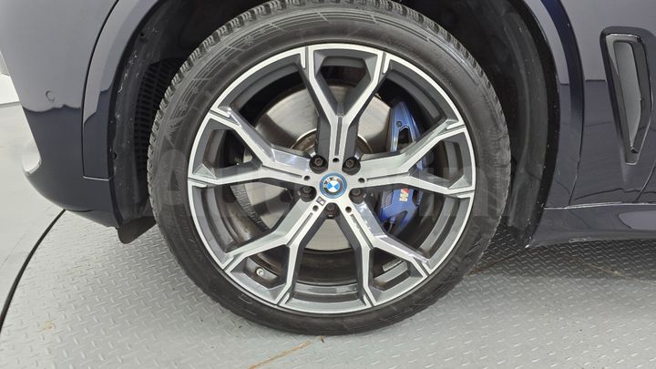 BMW X5 2022 — 5
