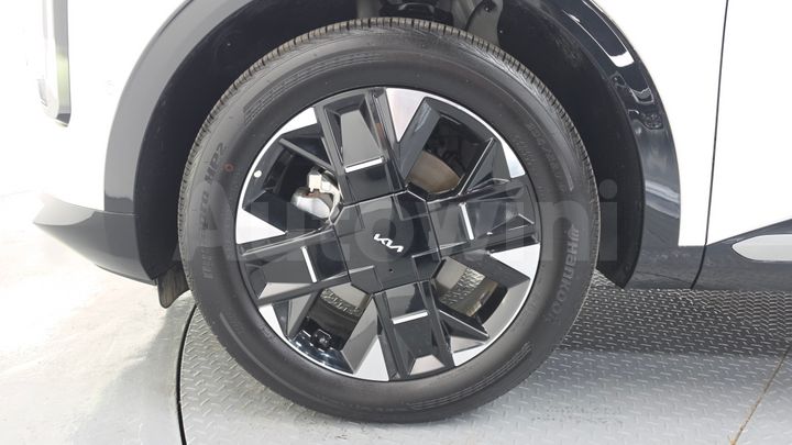 Kia Sportage 2026 — 5