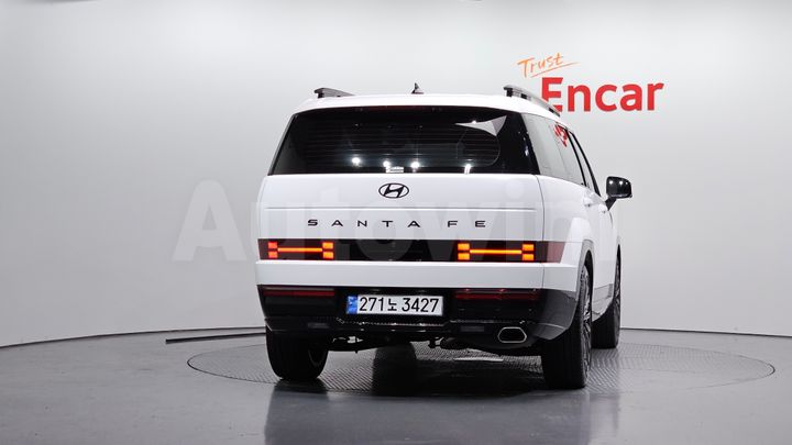 Hyundai SantaFe 2024 — 5