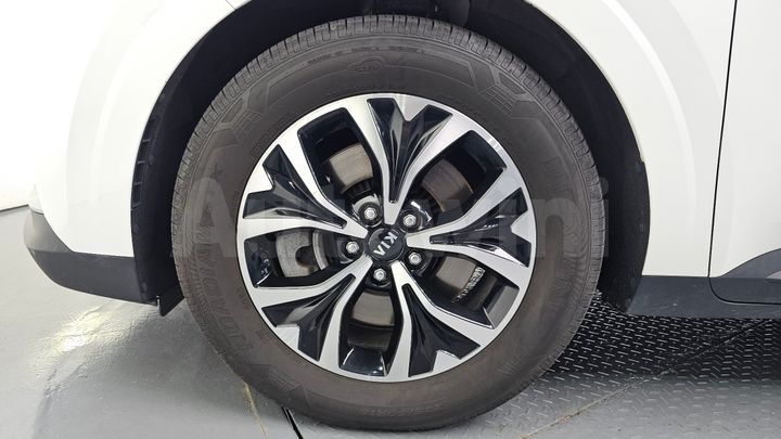 Kia Carnival 2021 — 5
