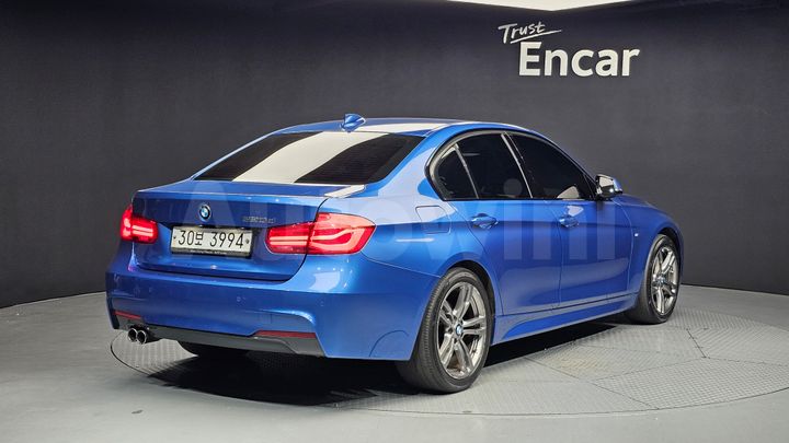 BMW 3 Series 2018 — 2