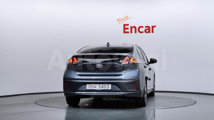 Hyundai Ioniq 2020 — 4