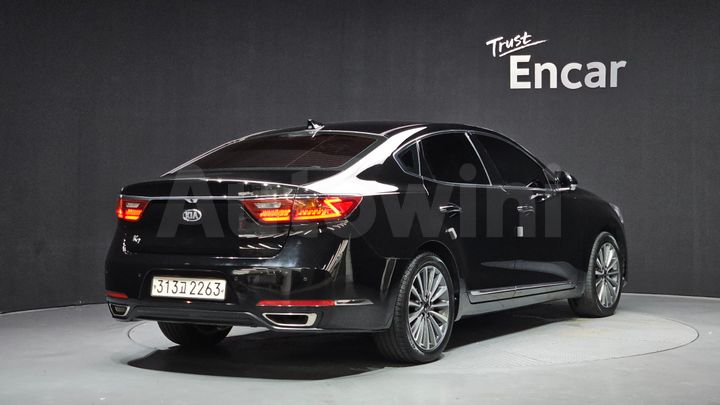 Kia K7 2019 — 2