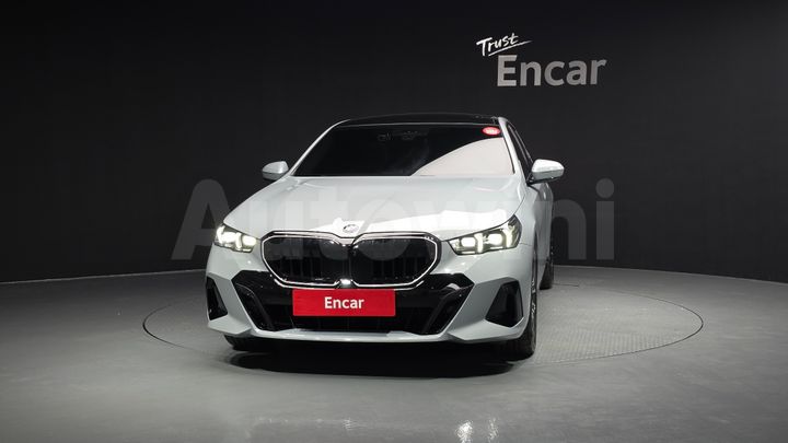 BMW 5 Series 2026 — 3
