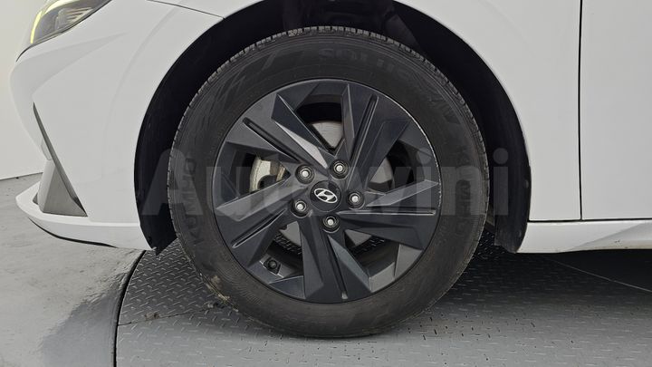 Hyundai Avante 2023 — 5