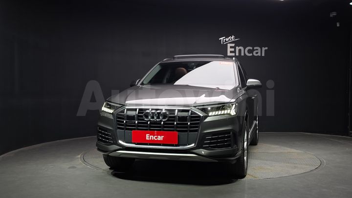 Audi Q7 2023 — 2