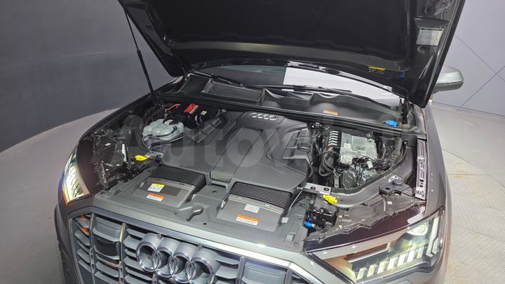 Audi Q7 2023 — 5