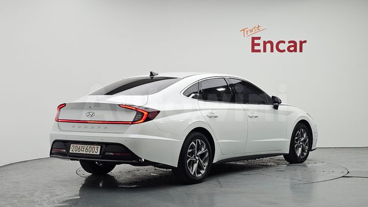 Hyundai Sonata 2022 — 2