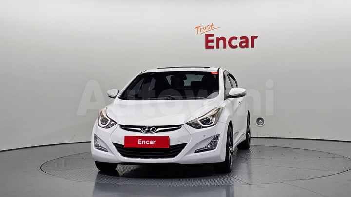 Hyundai Avante 2015 — 3