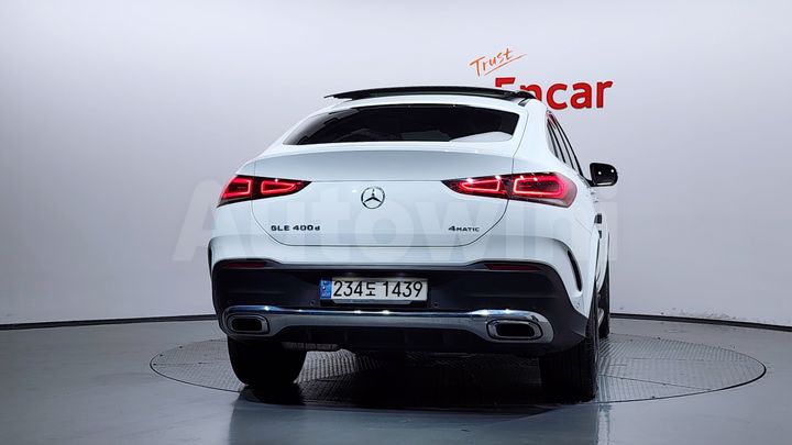 Mercedes-Benz GLE Class 2021 — 4