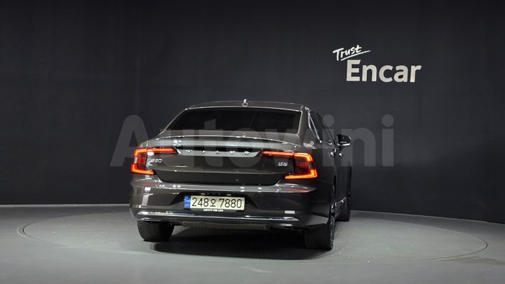 Volvo S90 2021 — 4