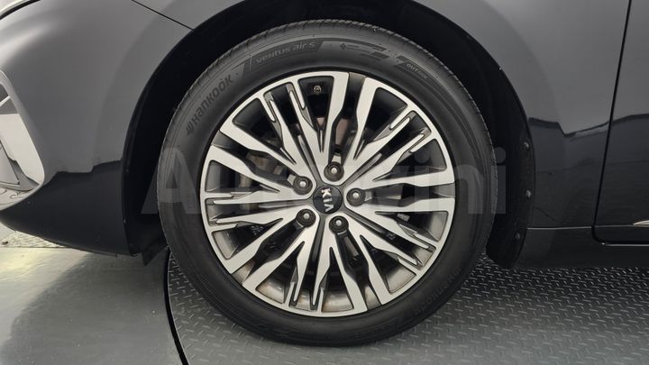 Kia K7 2020 — 5
