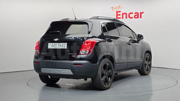 Chevrolet Trax 2016 — 2