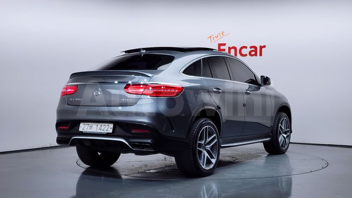 Mercedes-Benz GLE Class 2017 — 2