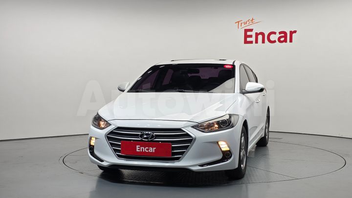 Hyundai Avante 2017 — 3