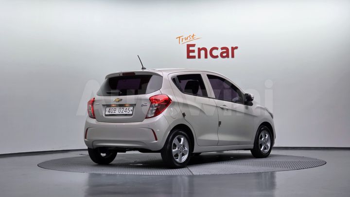 Chevrolet Spark 2017 — 2