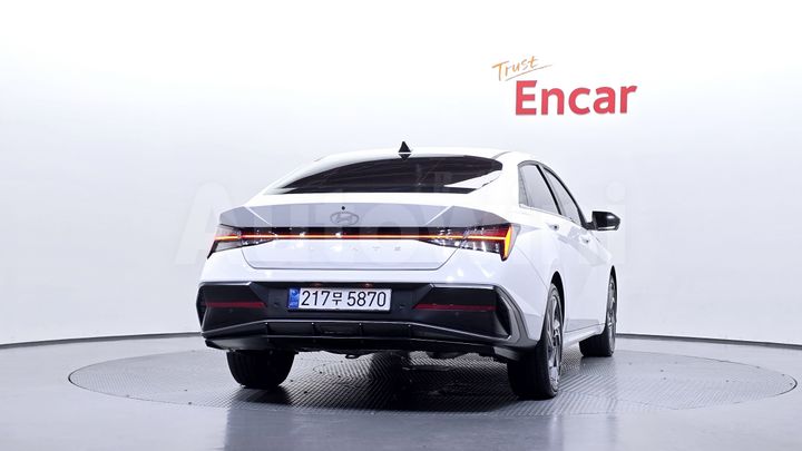 Hyundai Avante 2026 — 4