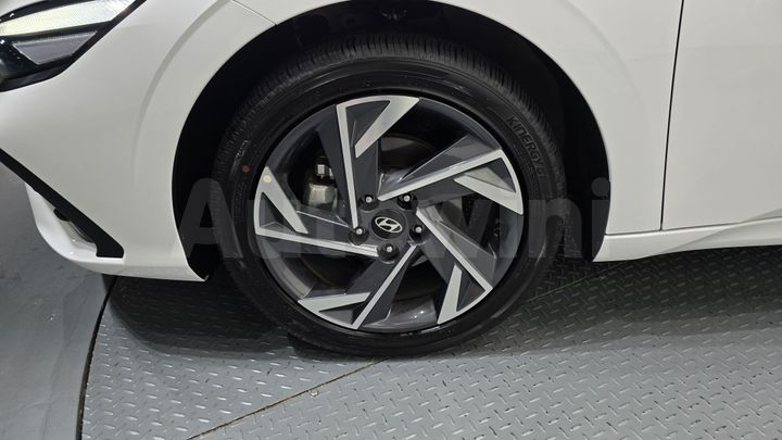 Hyundai Avante 2026 — 5