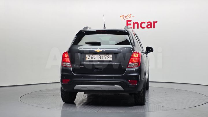 Chevrolet Trax 2018 — 4