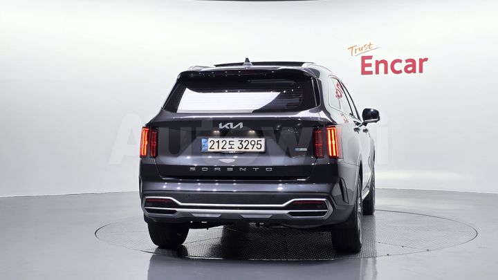 Kia Sorento 2022 — 4