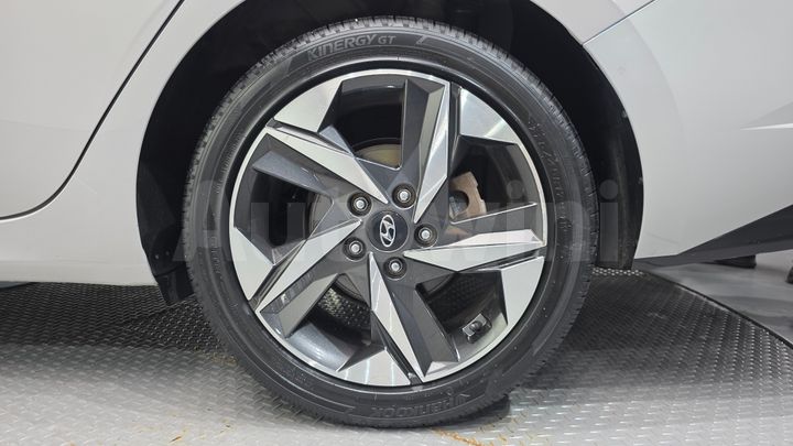 Hyundai Avante 2021 — 5
