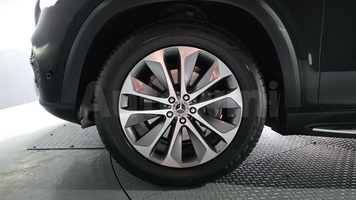 Mercedes Benz GLE Class 2023 — 5