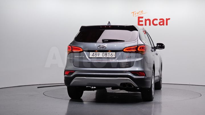 Hyundai SantaFe 2016 — 4