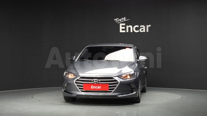 Hyundai Avante 2017 — 3