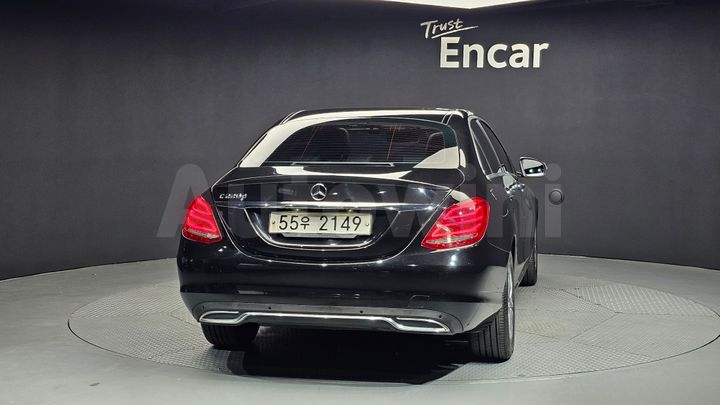 Mercedes-Benz C Class 2017 — 4
