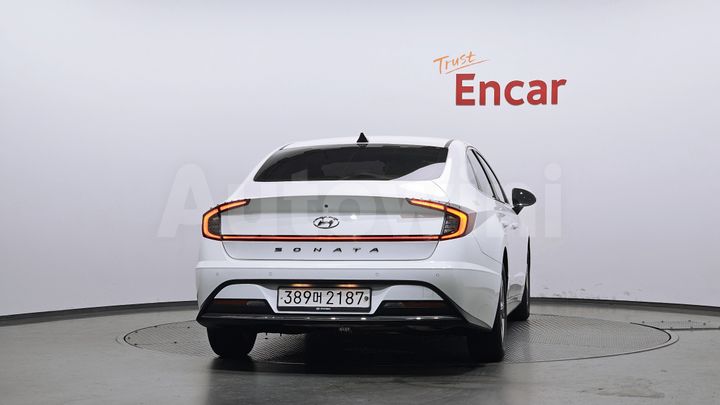 Hyundai Sonata 2023 — 4
