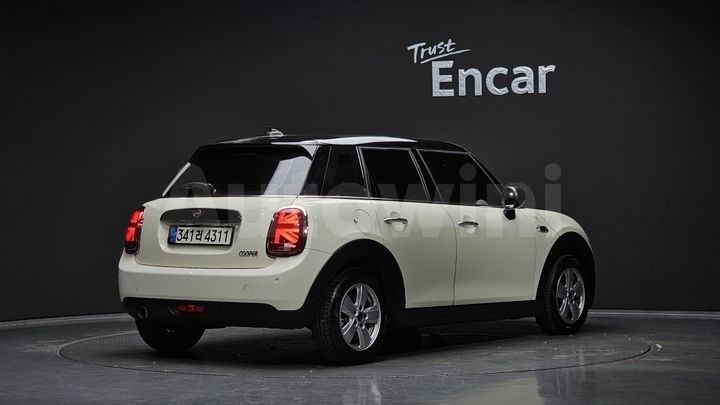 Mini Cooper 2020 — 2