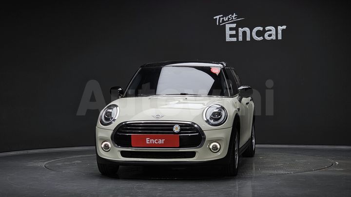 Mini Cooper 2020 — 3