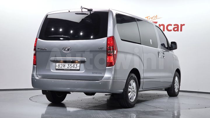 Hyundai Starex 2019 — 2