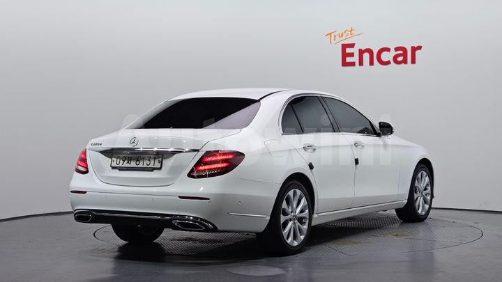 Mercedes Benz E Class 2019 — 2