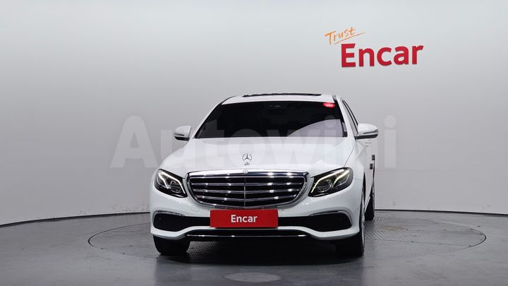 Mercedes Benz E Class 2019 — 3
