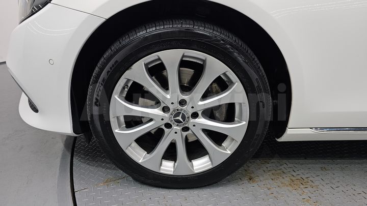 Mercedes Benz E Class 2019 — 5