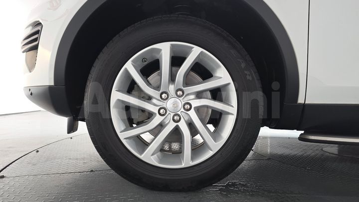 Land Rover Discovery Sport 2017 — 4
