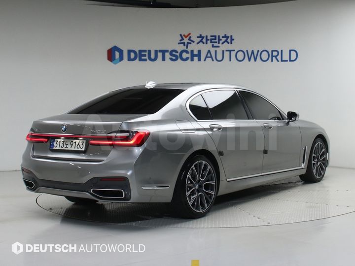 BMW 7 Series 2022 — 2