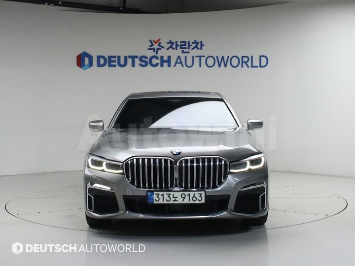 BMW 7 Series 2022 — 3