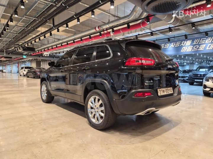 Jeep Cherokee 2016 — 2