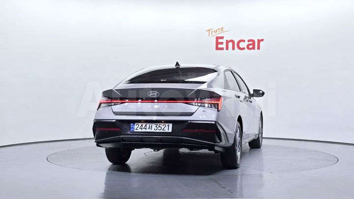 Hyundai Avante 2024 — 4